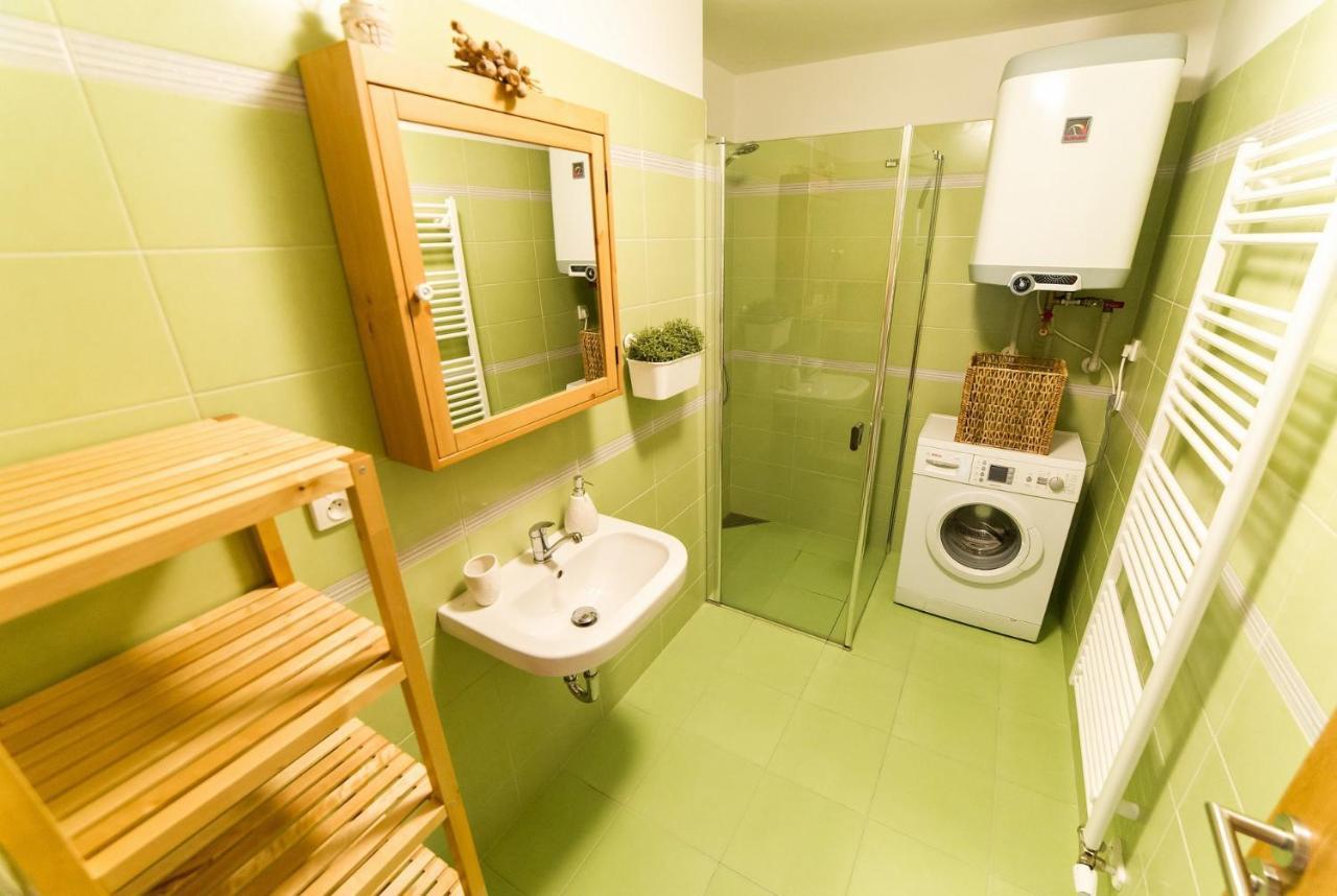 Appartement Apartman Ctyrlistek Lipno à Lipno nad Vltavou Extérieur photo